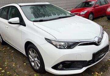 Toyota Auris 117.000 km 10.800 &euro; Wolfenbüttel (Halchter) 38304