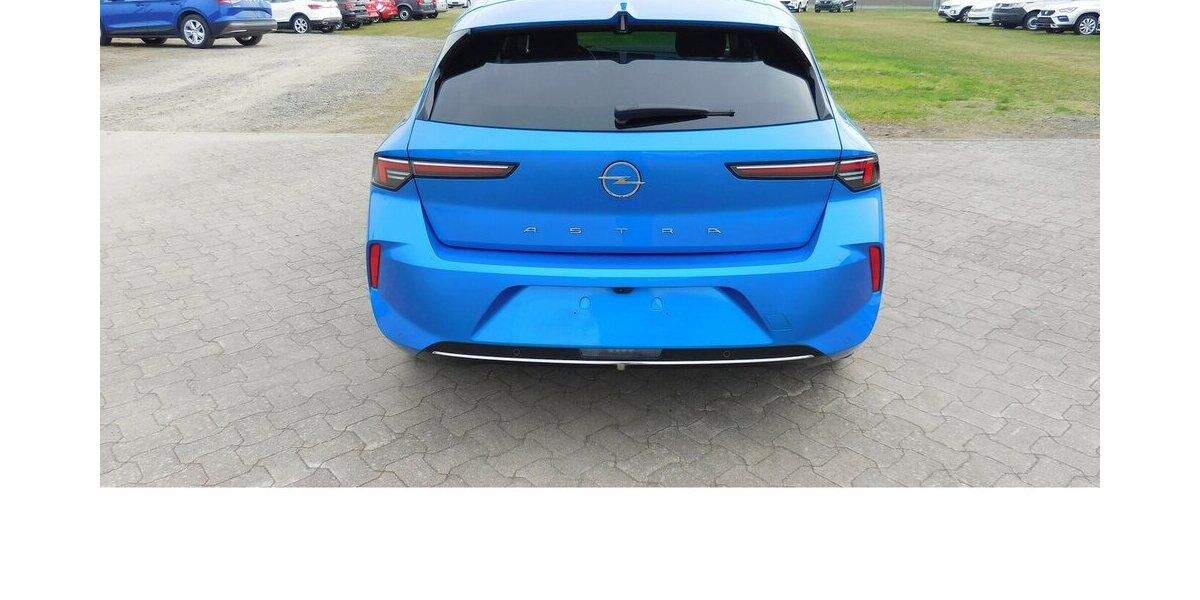 Opel Astra 1.2 TSI 4Trg Klima Navi Alu 32.500 km 15.990 &euro; Vordorf 38533