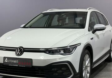 VW Golf 106.952 km 19.749 &euro; Braunschweig 38112