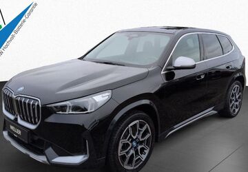 BMW iX1 21.628 km 33.990 &euro; Braunschweig 38112