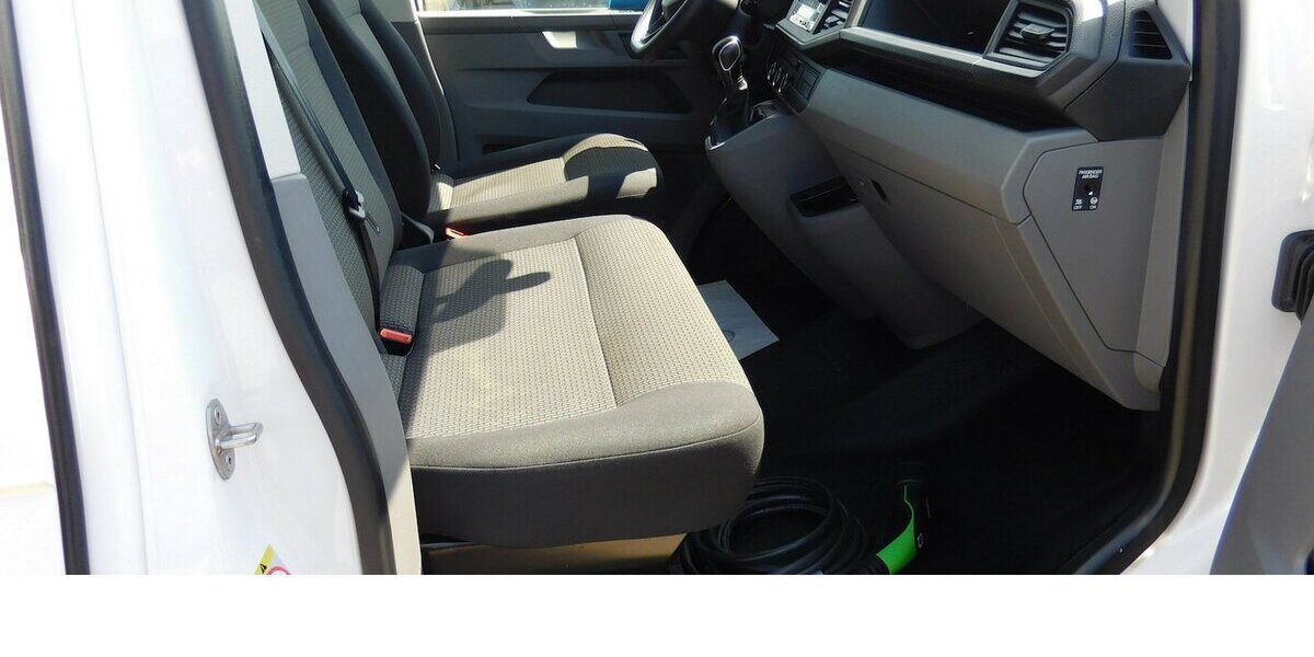 VW T6.1 Transporter 1 Abt e- Lang 4-Gang Automatic 12.000 km 15.990 &euro; Vordorf 38533