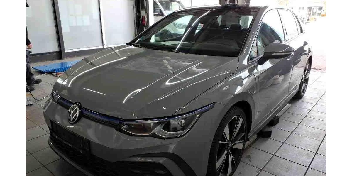 VW Golf 157.324 km 19.990 &euro; Braunschweig 38122