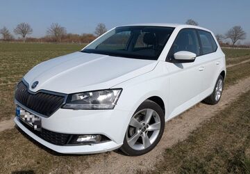 Skoda Fabia 52.350 km 10.990 &euro; Edemissen 31234
