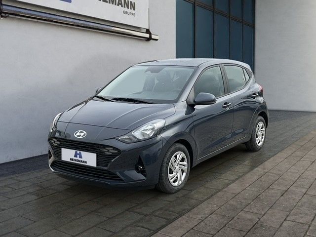 Hyundai i10 8.227 km 14.950 &euro; Salzgitter 38229
