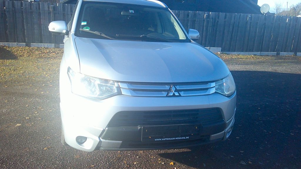 Mitsubishi Outlander 225.000 km 5.900 &euro; Rötgesbüttel 38531