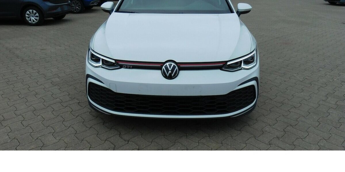 VW Golf GTI Golf 2.0 VIII TSI Performance 4Trg Navi 29.900 km 23.990 &euro; Vordorf 38533