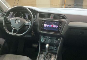 VW Tiguan 86.800 km 17.990 &euro; Peine 31226