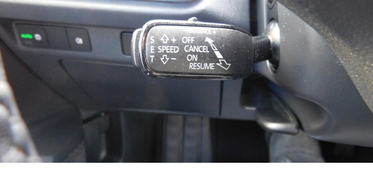 Skoda Enyaq iV 50 1-Gang Elektrik Automatic Klima Navi 25.900 km 21.390 &euro; Vordorf 38533