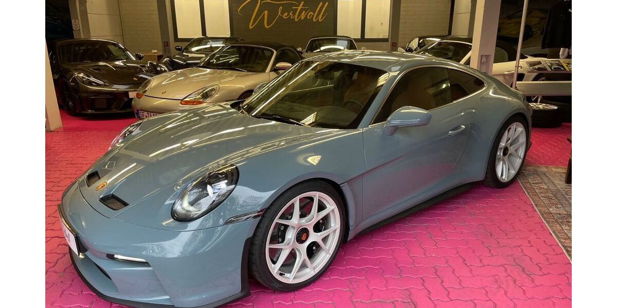 Porsche 992 6.001 km 389.900 &euro; Braunschweig 38114