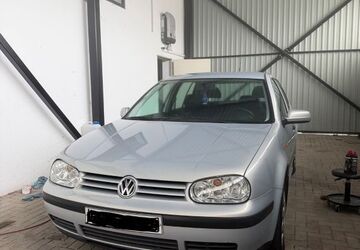 VW Golf 220.000 km 1.500 &euro; Sassenburg 38524
