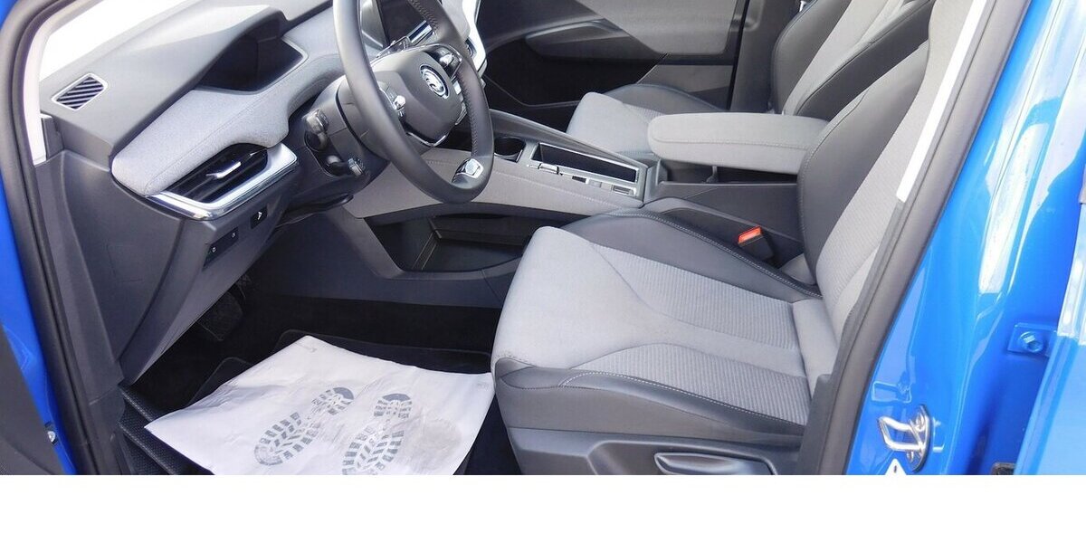 Skoda Enyaq iV 50 1-Gang Elektrik Automatic Klima Navi 29.900 km 20.990 &euro; Vordorf 38533