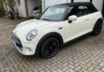 Mini Cooper Cabrio 25.200 km 21.750 &euro; Braunschweig 38108