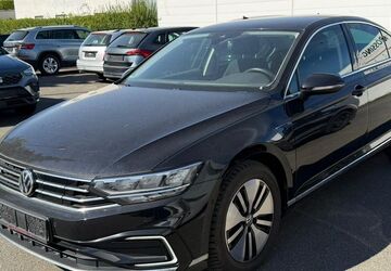 VW Passat 58.189 km 18.990 &euro; Braunschweig 38122