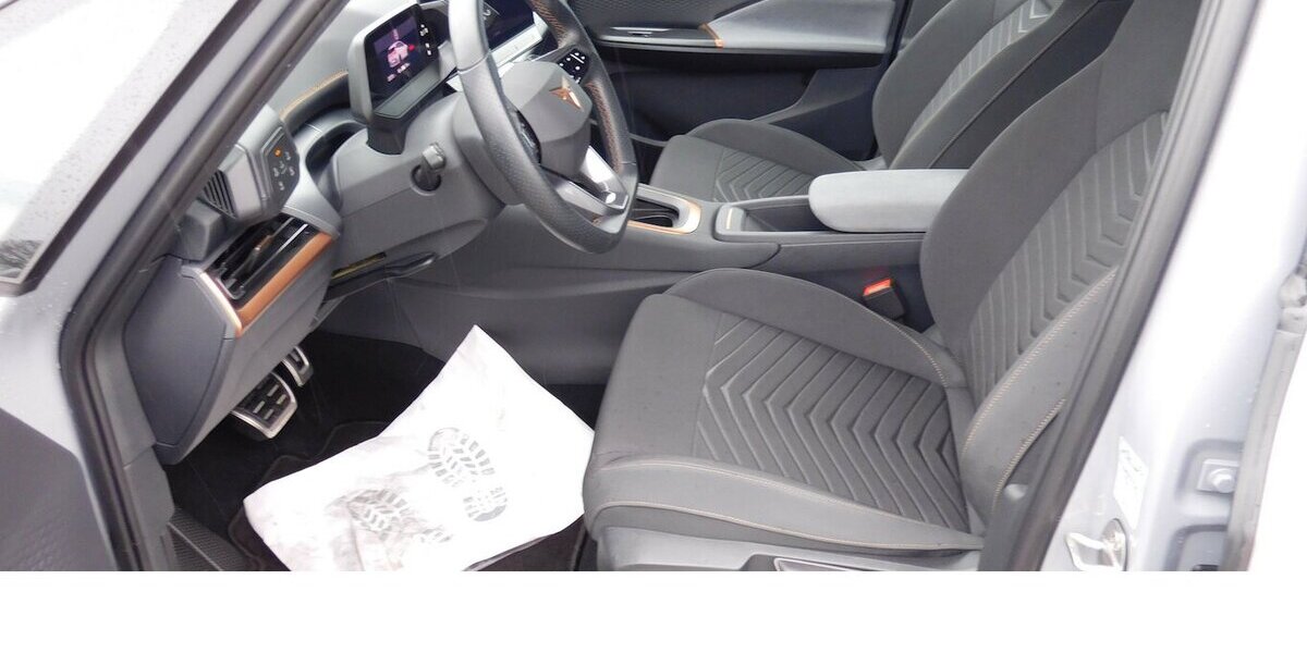 Cupra Born Elektrik 1-Gang Automatik Navi Klima Alu 20.000 km 23.690 &euro; Vordorf 38533