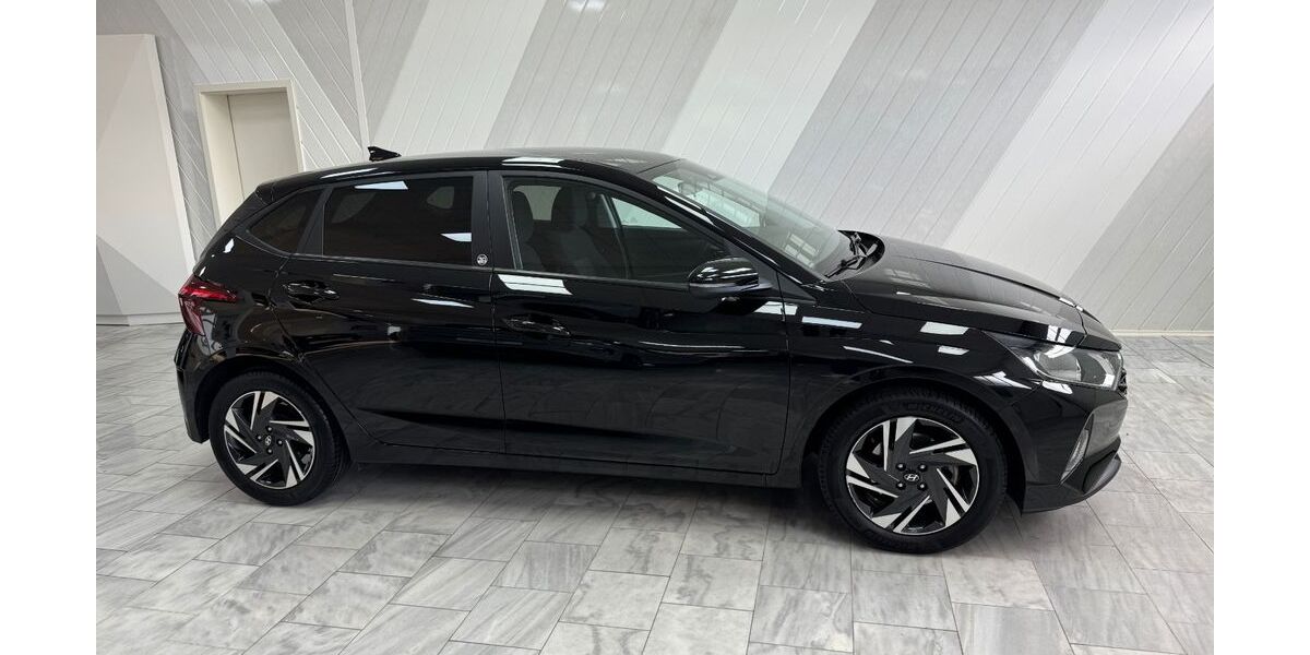 Hyundai i20 30.589 km 14.990 &euro; Liebenburg 38704