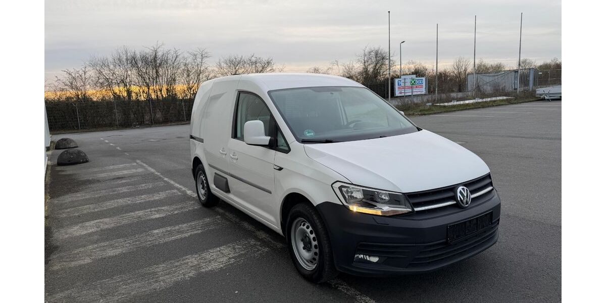 VW Caddy 87.900 km 9.900 &euro; Schellerten 31174