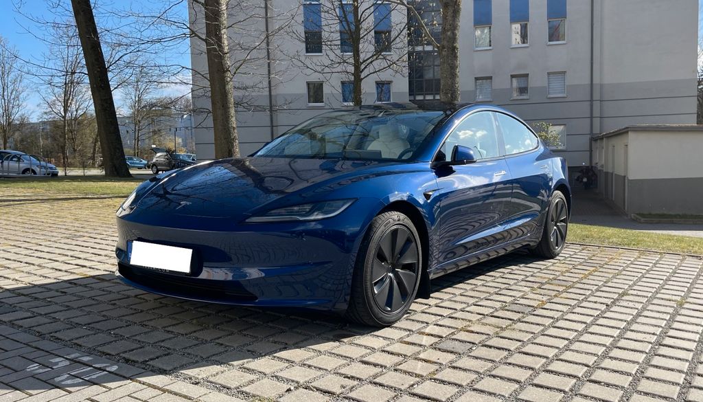 Tesla Model 3 28.670 km 41.900 &euro; Wolfsburg 38440