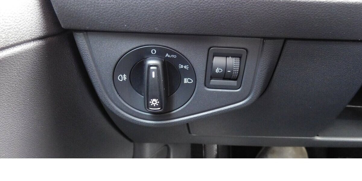 VW Polo 1.0 Life MPI BMT 4Trg Klima Navi LED 9.100 km 18.690 &euro; Vordorf 38533