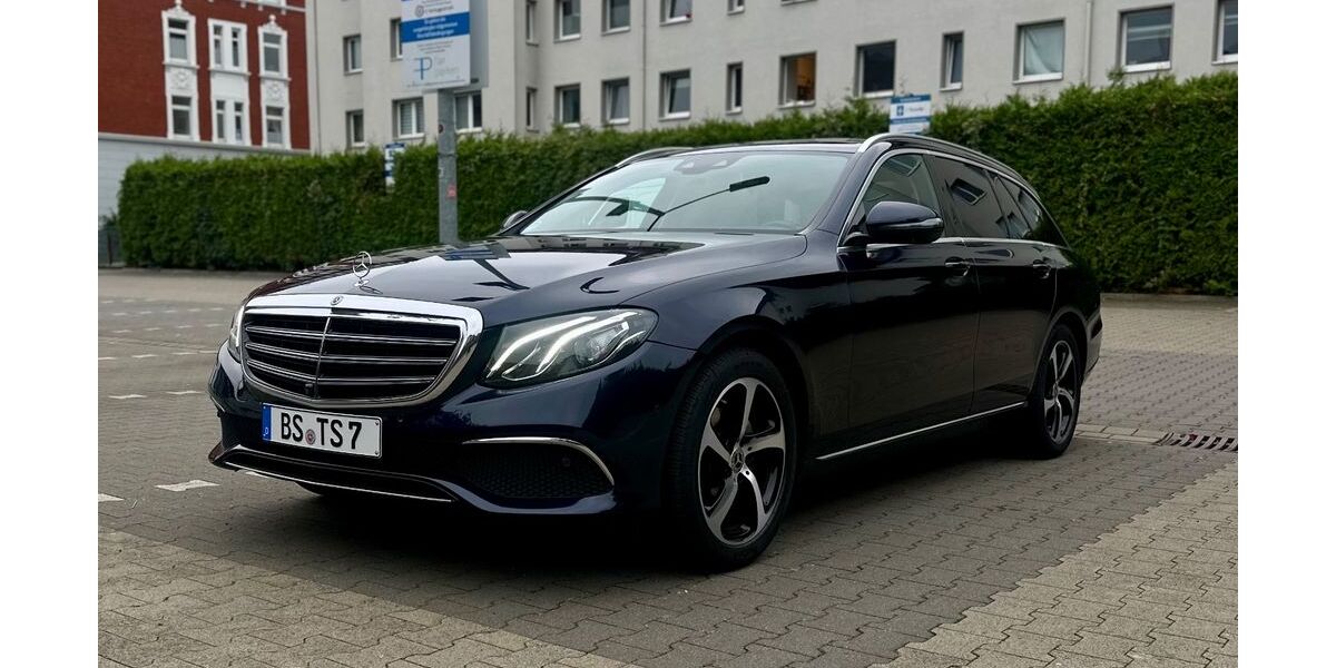 Mercedes-Benz E 220 152.350 km 21.300 &euro; Braunschweig 38124