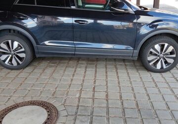VW T-Roc 13.500 km 26.850 &euro; Wolfsburg 38442