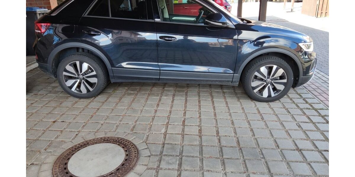 VW T-Roc 13.500 km 26.850 &euro; Wolfsburg 38442