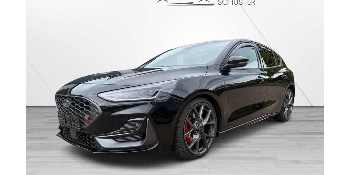 Ford Focus 9.828 km 34.990 &euro; Vechelde 38159