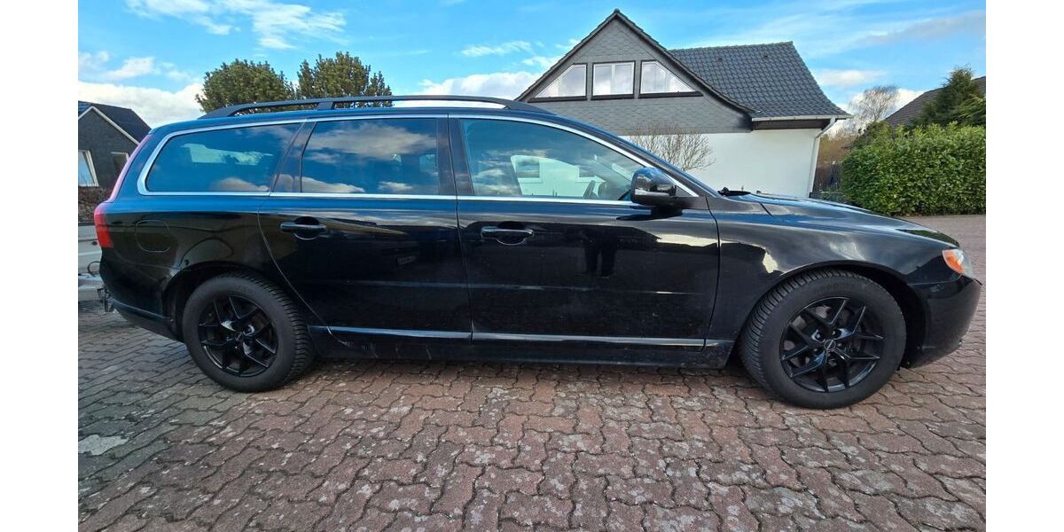 Volvo V70 240.000 km 10.900 &euro; Salzgitter 38259