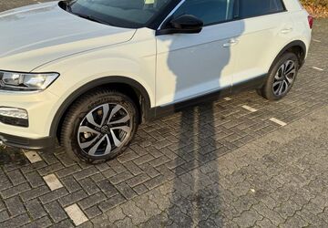 VW T-Roc 59.000 km 19.900 &euro; Gifhorn 38518