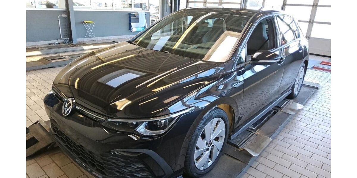 VW Golf 60.950 km 29.890 &euro; Braunschweig 38114