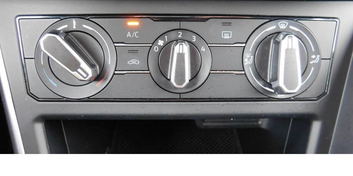 VW Polo 1.0 Life MPI BMT 4Trg Klima Navi LED 26.500 km 15.690 &euro; Vordorf 38533