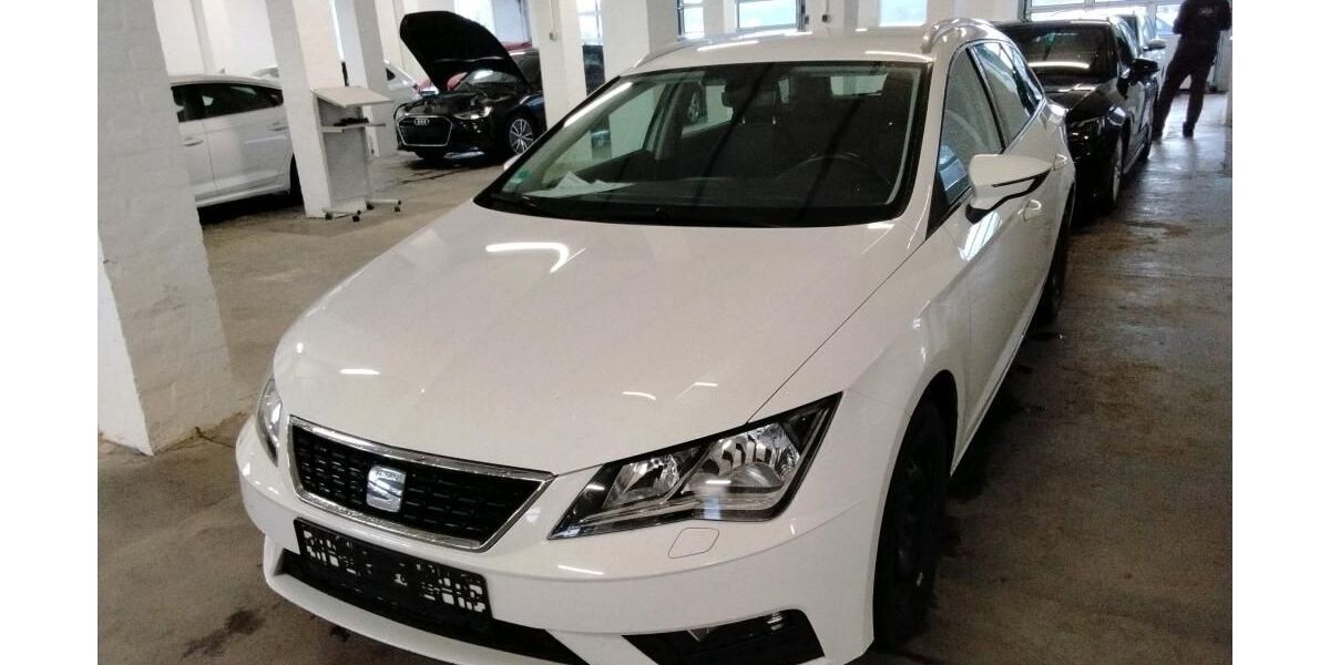 Seat Leon 131.600 km 12.990 &euro; Peine 31226