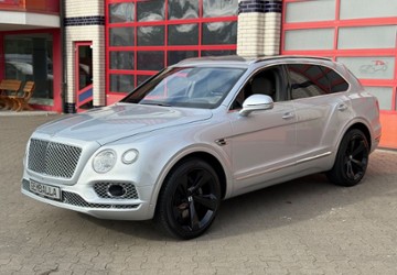 Bentley Bentayga 62.400 km 118.500 &euro; Braunschweig 38112