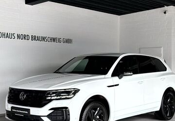 VW Touareg 144.171 km 37.990 &euro; Braunschweig 38112
