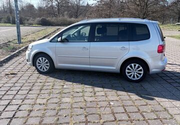 VW Touran 166.000 km 9.900 &euro; Wolfsburg 38442