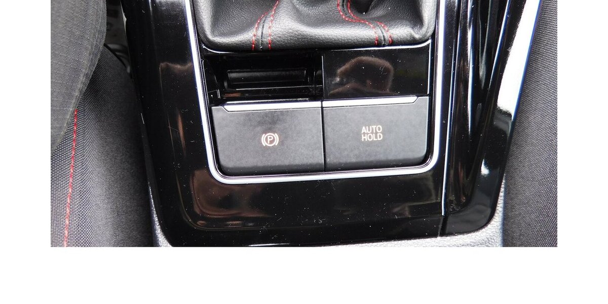 VW Golf GTI Golf 2.0 VIII TSI Performance 4Trg Navi 25.100 km 22.990 &euro; Vordorf 38533