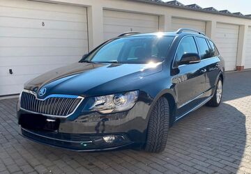 Skoda Superb 169.306 km 9.000 &euro; Braunschweig 38124