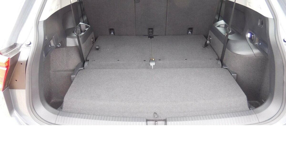 VW Tiguan Allspace 1.5 TSI Life 7 Sitze Navi DSG 30.500 km 28.990 &euro; Vordorf 38533
