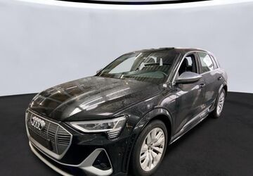 Audi e-tron 137.667 km 32.990 &euro; Braunschweig 38122