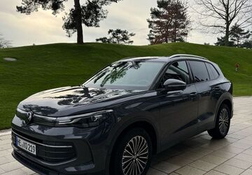 VW Tiguan 18.500 km 35.900 &euro; Koenigslutter 38154