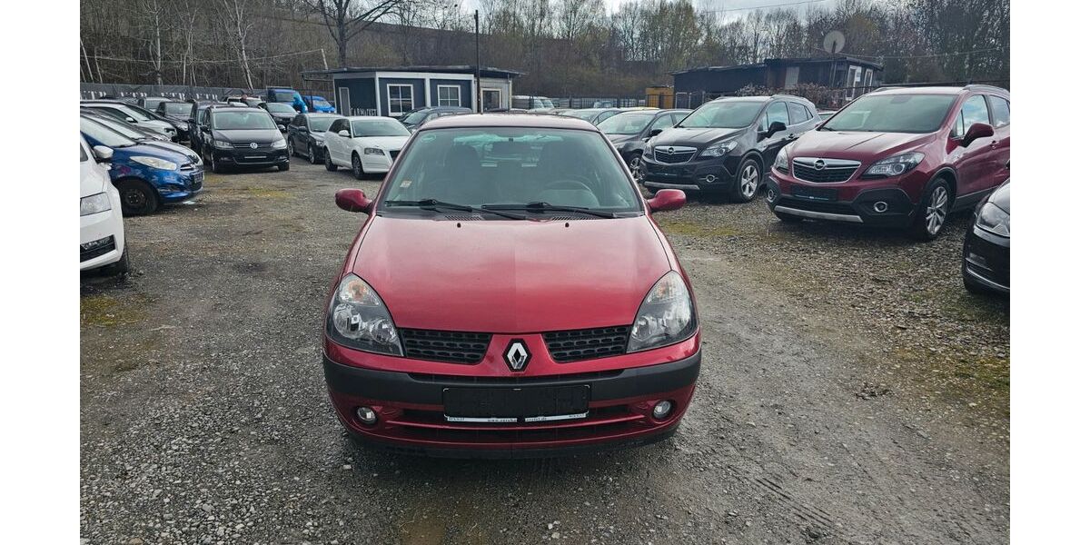 Renault Clio 76.011 km 1.990 &euro; Braunschweig 38120