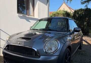 Mini Cooper S 123.000 km 3.499 &euro; Sassenburg 38524