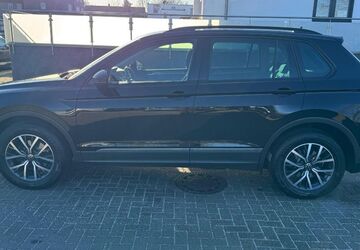 VW Tiguan 237.039 km 17.350 &euro; Salzgitter-Lebenstedt 38226