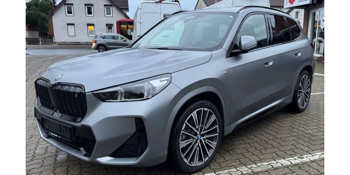 BMW iX1 19.850 km 44.500 &euro; Braunschweig-Rühme 38112
