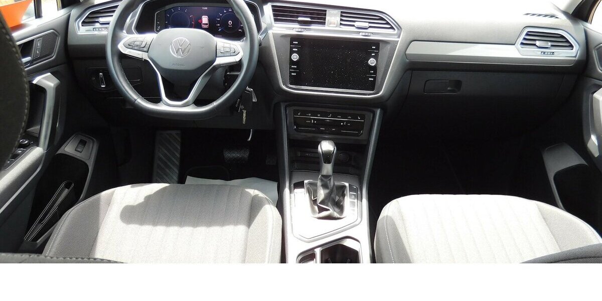 VW Tiguan Allspace 1.5 TSI Life 7 Sitze Navi DSG 31.300 km 28.390 &euro; Vordorf 38533