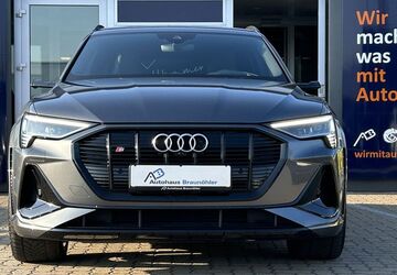 Audi e-tron 85.746 km 36.750 &euro; Salzgitter 38229