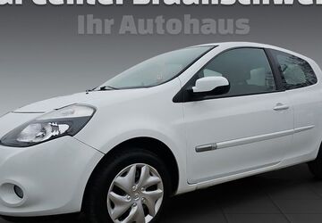 Renault Clio 124.500 km 3.999 &euro; Braunschweig 38120