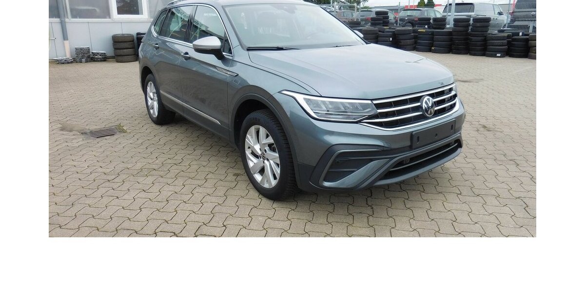 VW Tiguan Allspace 1.5 TSI Life 7 Sitze Navi DSG 30.500 km 28.990 &euro; Vordorf 38533