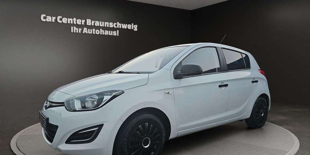 Hyundai i20 65.500 km 6.599 &euro; Braunschweig 38120