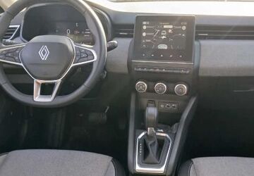 Renault Clio 8.935 km 18.931 &euro; Salzgitter 38228