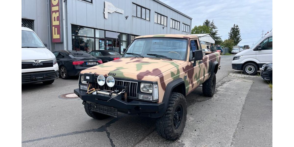 Jeep Comanche 233.639 km 9.990 &euro; Lehre/Flechtorf 38165